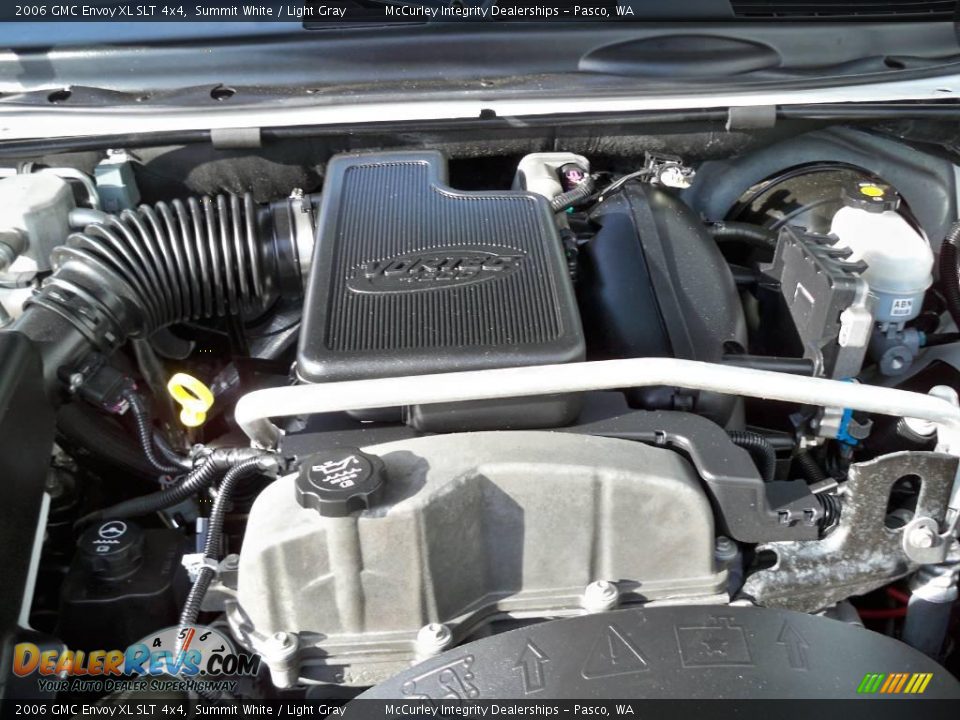 2006 GMC Envoy XL SLT 4x4 Summit White / Light Gray Photo #9