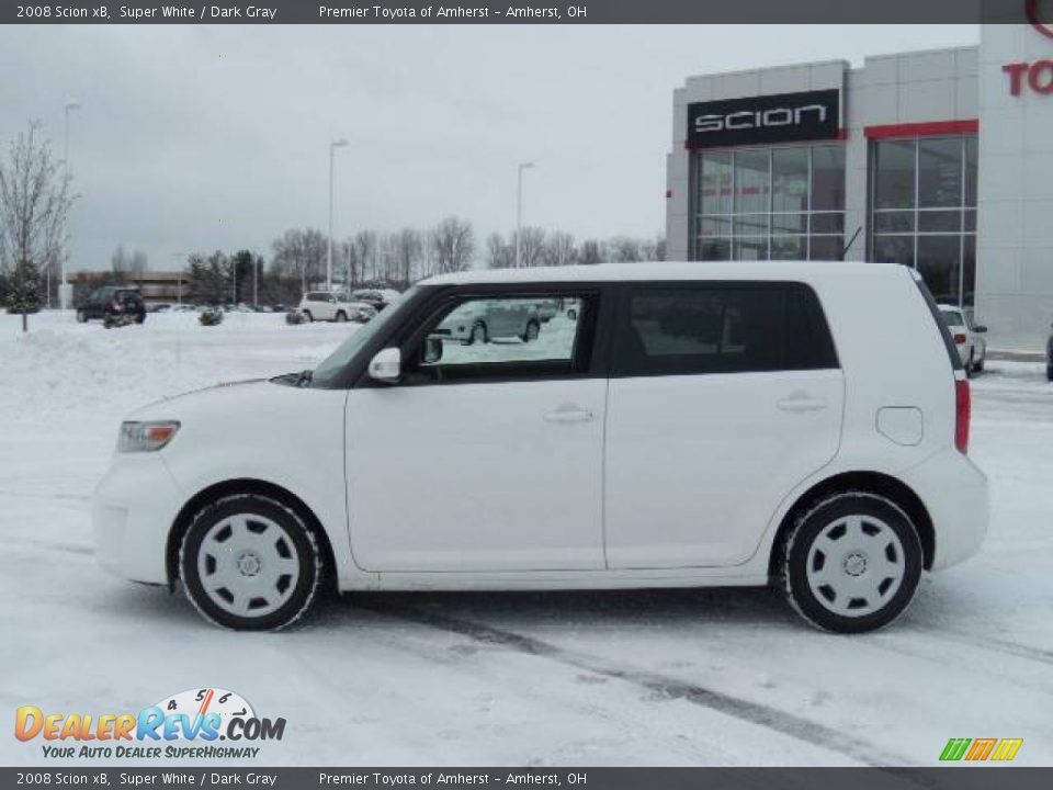 2008 Scion xB Super White / Dark Gray Photo #2