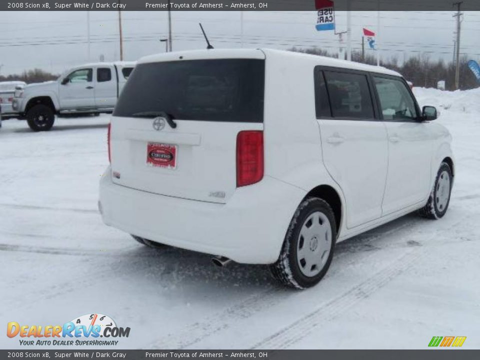 2008 Scion xB Super White / Dark Gray Photo #5