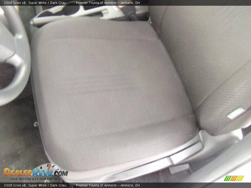 2008 Scion xB Super White / Dark Gray Photo #9