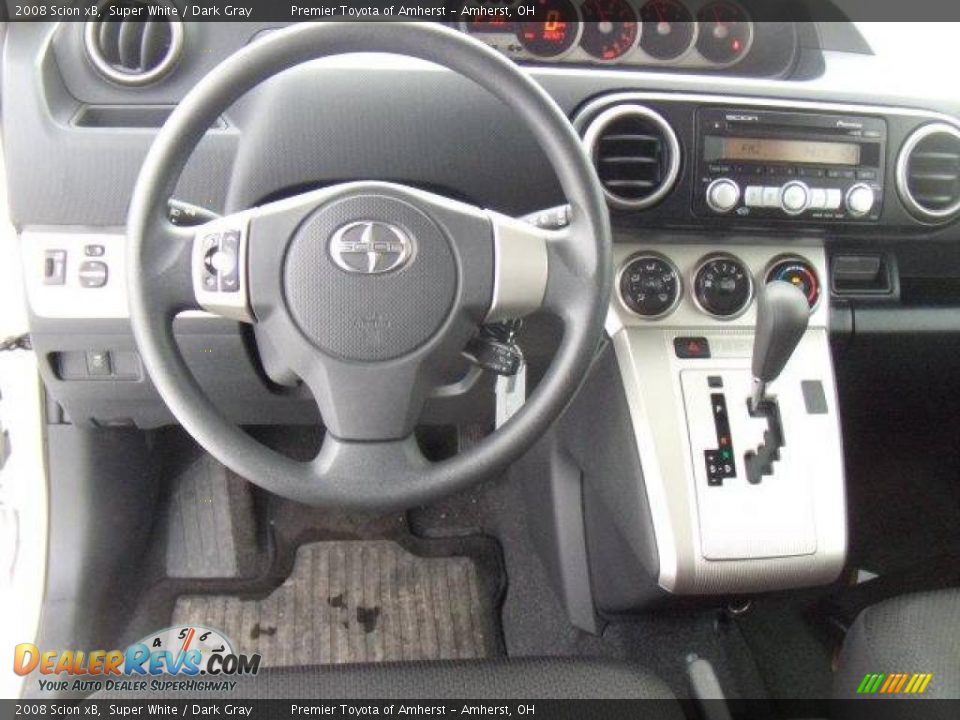2008 Scion xB Super White / Dark Gray Photo #14