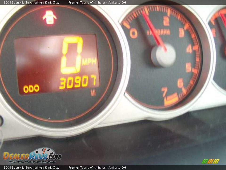 2008 Scion xB Super White / Dark Gray Photo #15