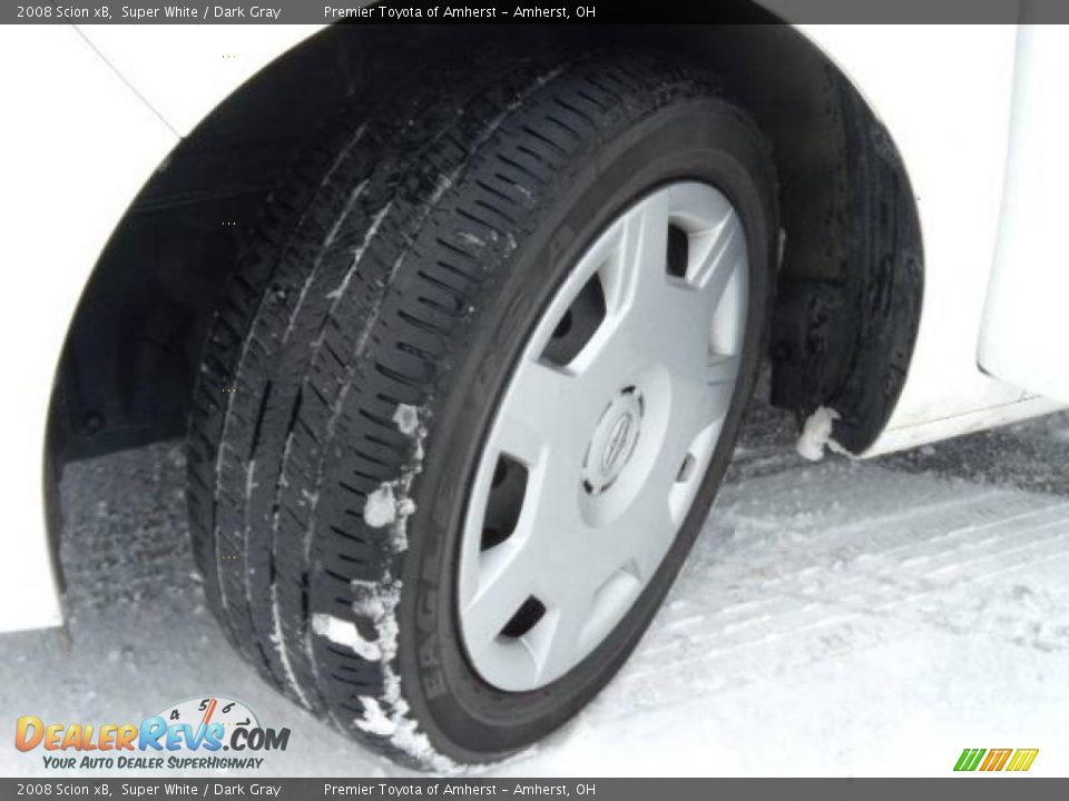 2008 Scion xB Super White / Dark Gray Photo #17