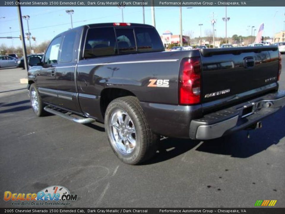 2005 Chevrolet Silverado 1500 Extended Cab Dark Gray Metallic / Dark Charcoal Photo #3