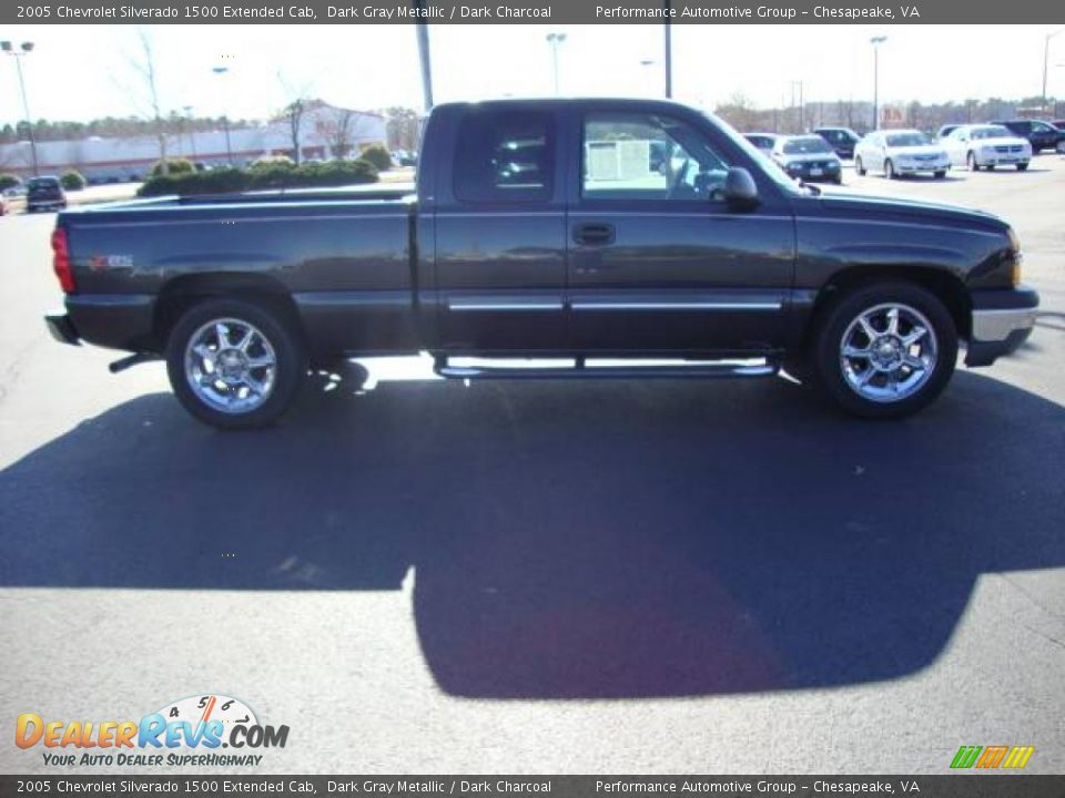 2005 Chevrolet Silverado 1500 Extended Cab Dark Gray Metallic / Dark Charcoal Photo #7