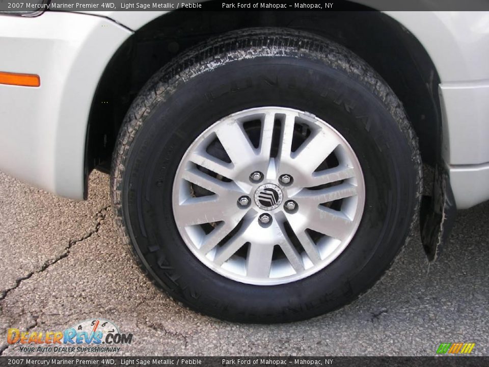 2007 Mercury Mariner Premier 4WD Light Sage Metallic / Pebble Photo #9