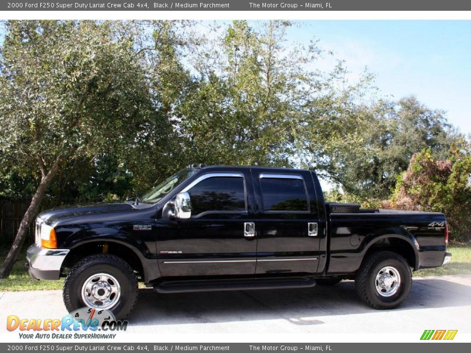 2000 Ford F250 Super Duty Lariat Crew Cab 4x4 Black / Medium Parchment Photo #3