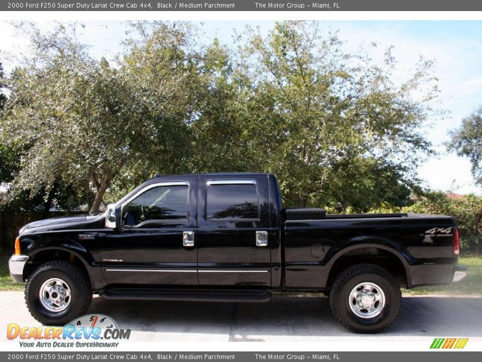 2000 Ford F250 Super Duty Lariat Crew Cab 4x4 Black / Medium Parchment Photo #4