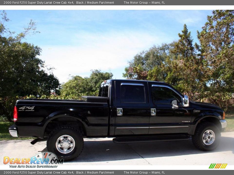 2000 Ford F250 Super Duty Lariat Crew Cab 4x4 Black / Medium Parchment Photo #13