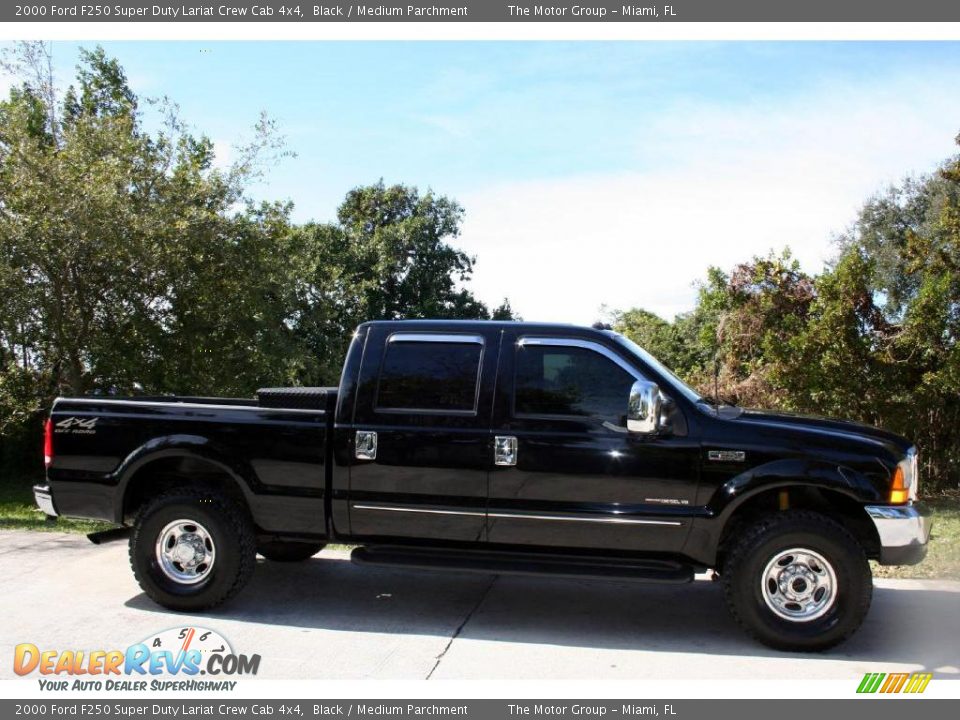 2000 Ford F250 Super Duty Lariat Crew Cab 4x4 Black / Medium Parchment Photo #14