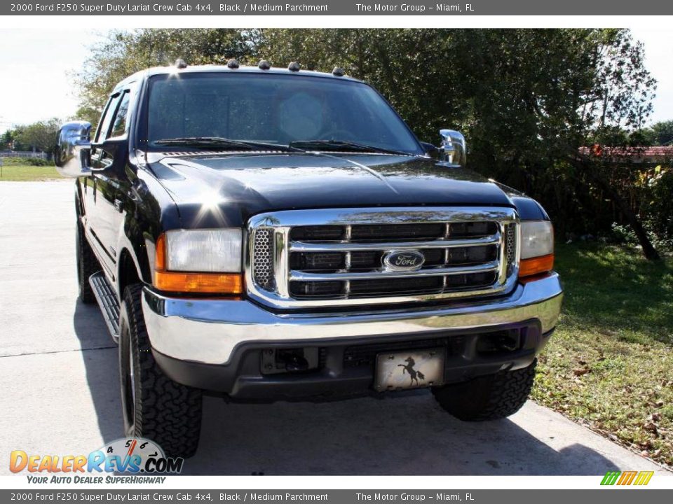 2000 Ford F250 Super Duty Lariat Crew Cab 4x4 Black / Medium Parchment Photo #17