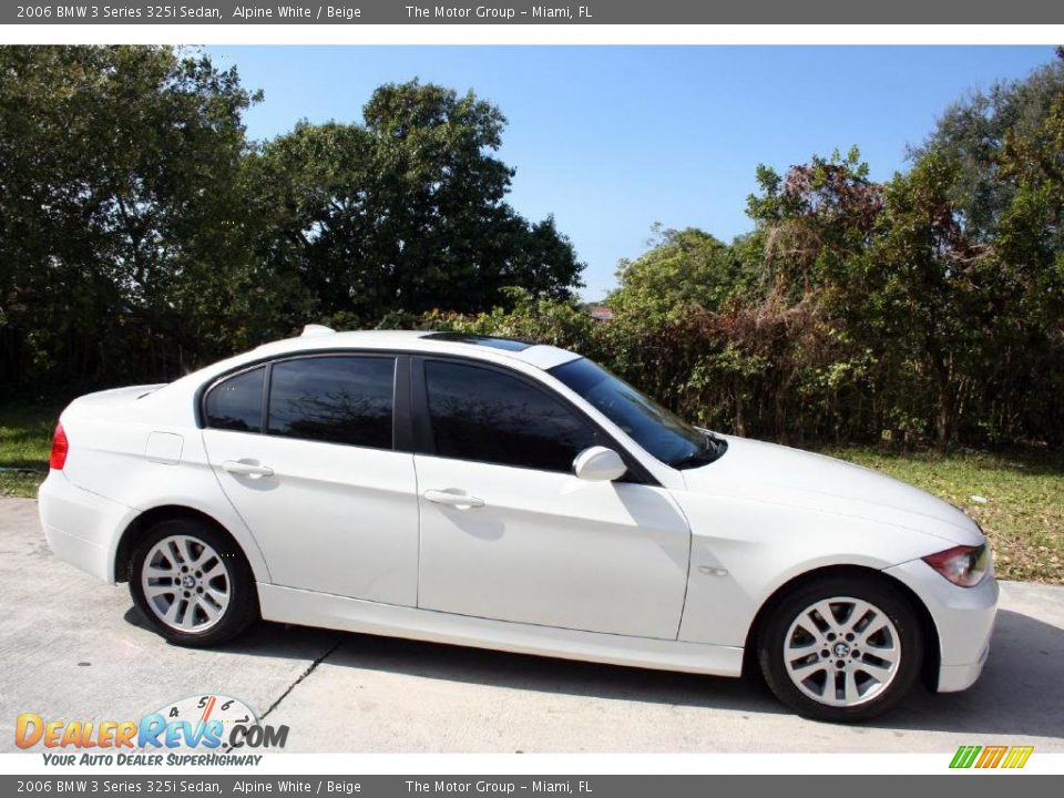 2006 BMW 3 Series 325i Sedan Alpine White / Beige Photo #14