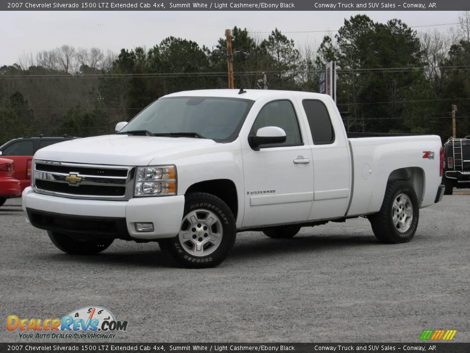2007 Chevrolet Silverado 1500 LTZ Extended Cab 4x4 Summit White / Light Cashmere/Ebony Black Photo #5