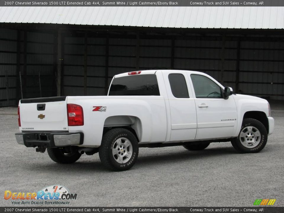 2007 Chevrolet Silverado 1500 LTZ Extended Cab 4x4 Summit White / Light Cashmere/Ebony Black Photo #11