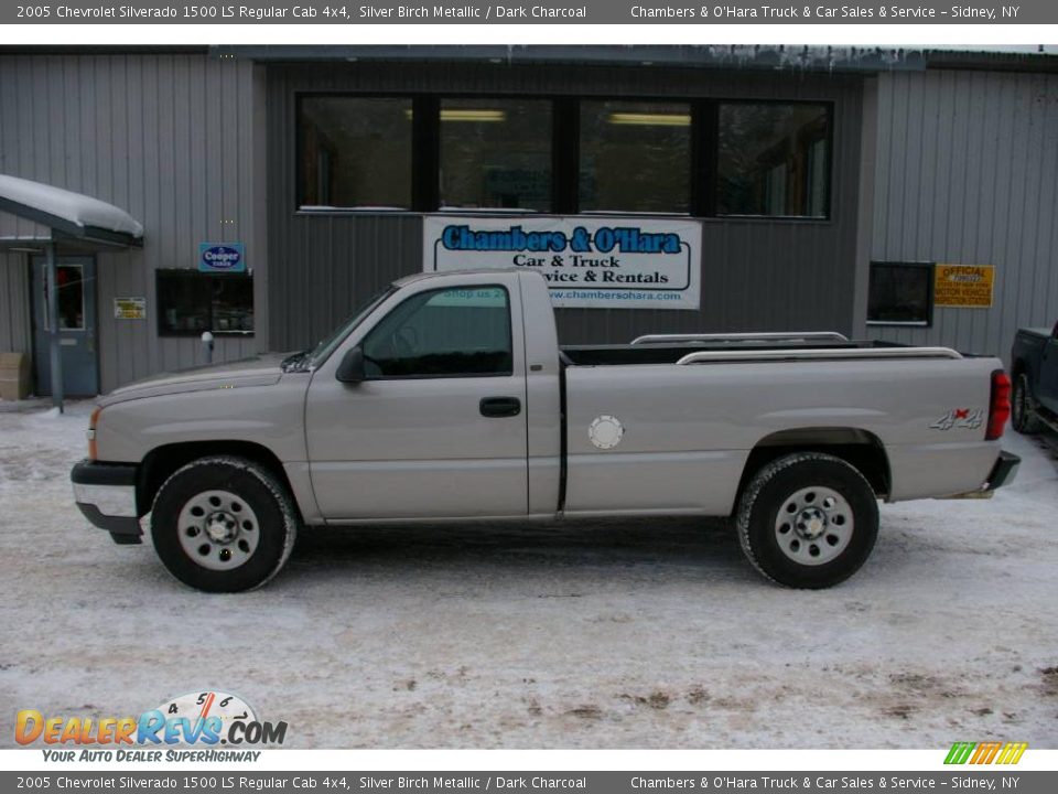 2005 Chevrolet Silverado 1500 LS Regular Cab 4x4 Silver Birch Metallic / Dark Charcoal Photo #2