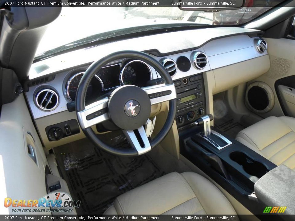2007 Ford Mustang GT Premium Convertible Performance White / Medium Parchment Photo #3