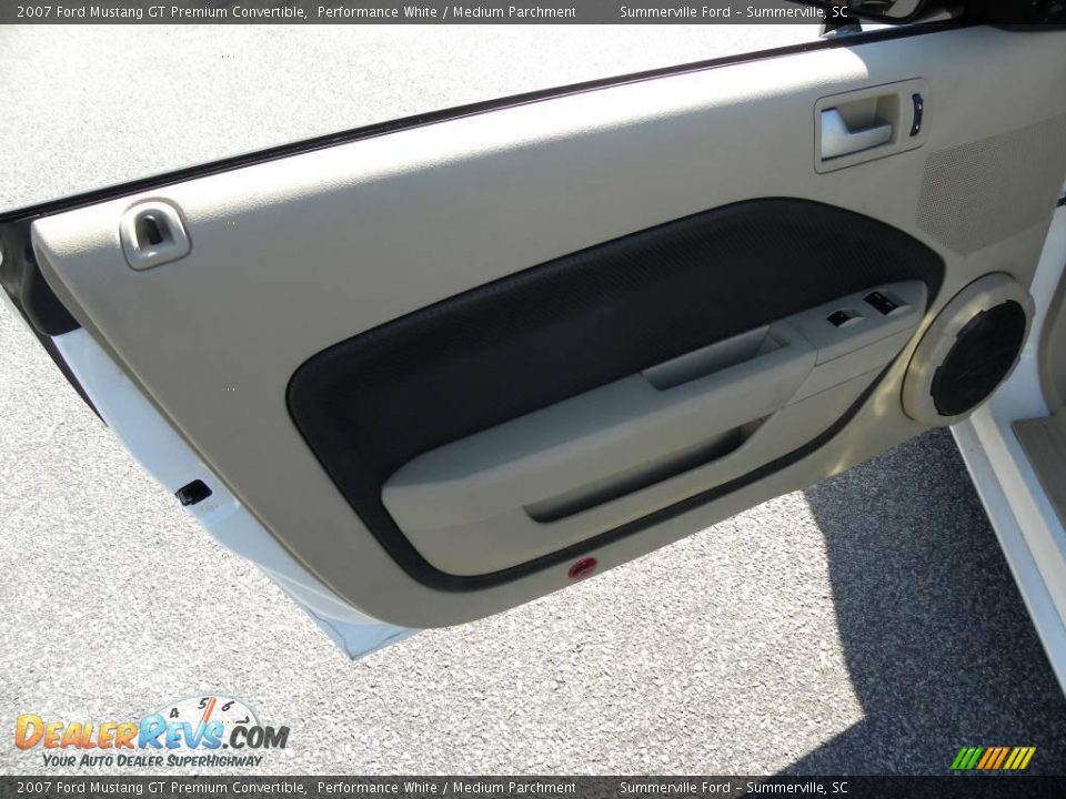 2007 Ford Mustang GT Premium Convertible Performance White / Medium Parchment Photo #5
