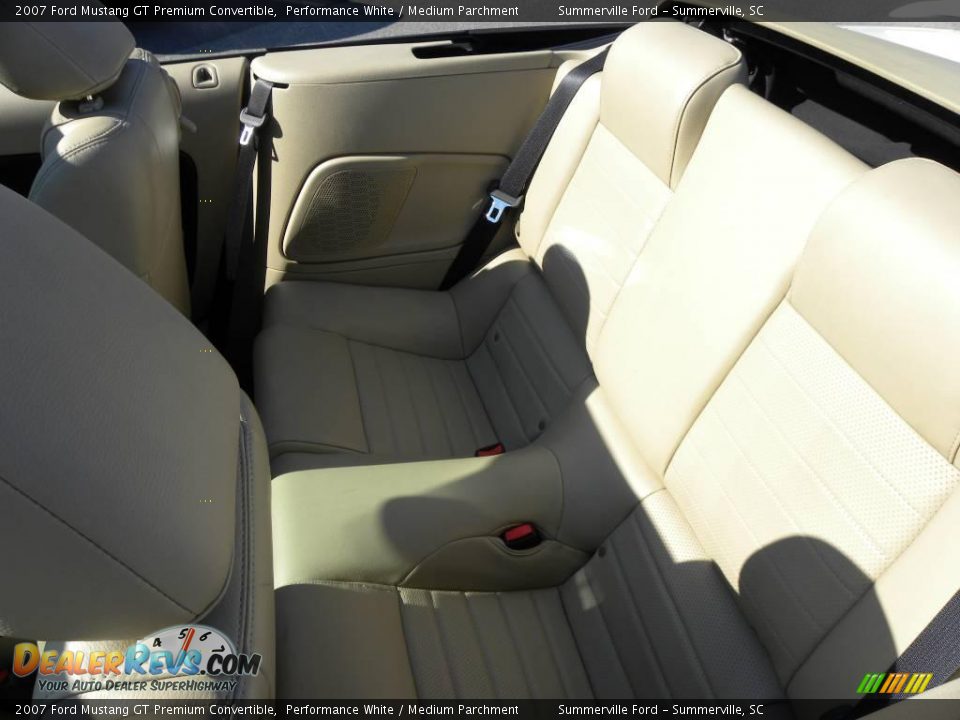 2007 Ford Mustang GT Premium Convertible Performance White / Medium Parchment Photo #6