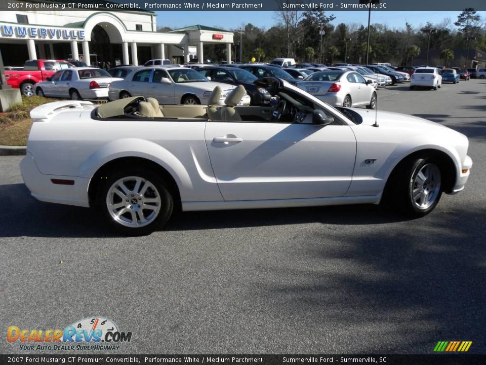 2007 Ford Mustang GT Premium Convertible Performance White / Medium Parchment Photo #10