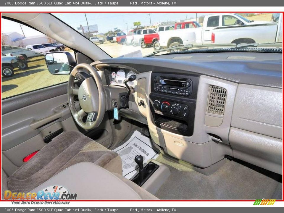 2005 Dodge Ram 3500 SLT Quad Cab 4x4 Dually Black / Taupe Photo #21
