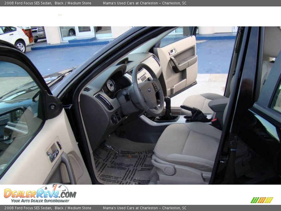 2008 Ford Focus SES Sedan Black / Medium Stone Photo #10