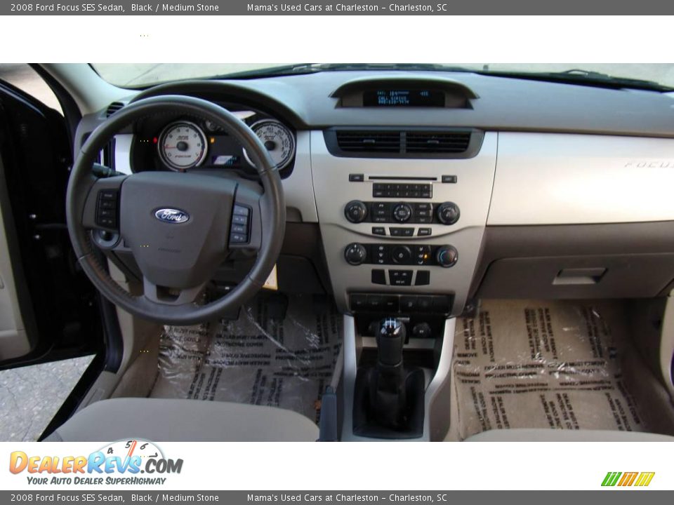 2008 Ford Focus SES Sedan Black / Medium Stone Photo #14
