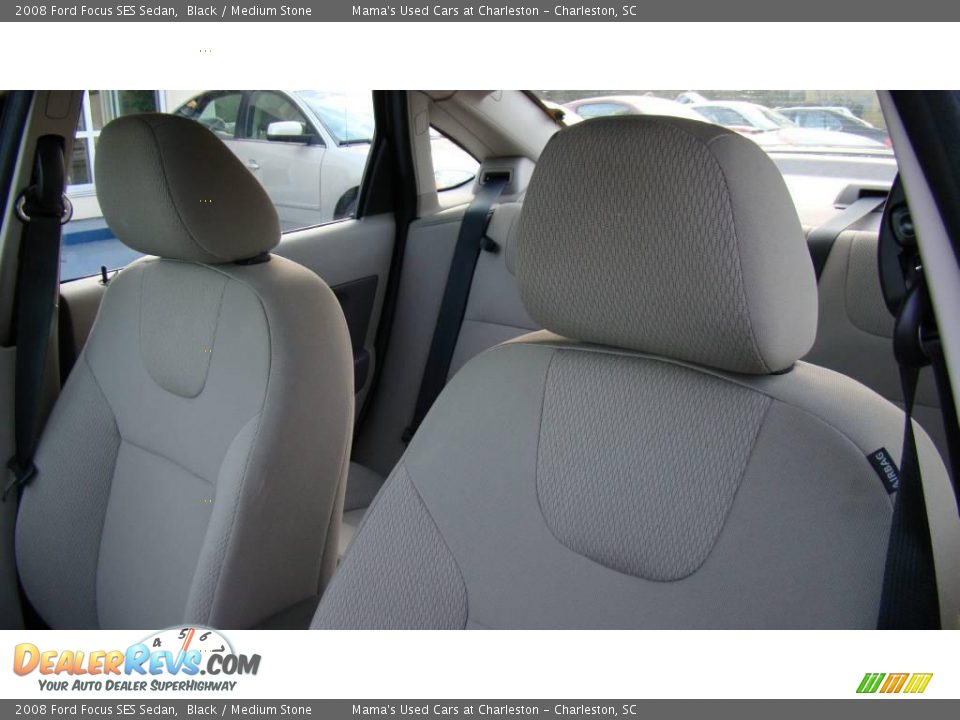 2008 Ford Focus SES Sedan Black / Medium Stone Photo #30