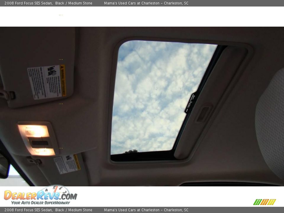2008 Ford Focus SES Sedan Black / Medium Stone Photo #32