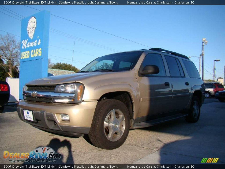 2006 Chevrolet TrailBlazer EXT LS 4x4 Sandstone Metallic / Light Cashmere/Ebony Photo #4
