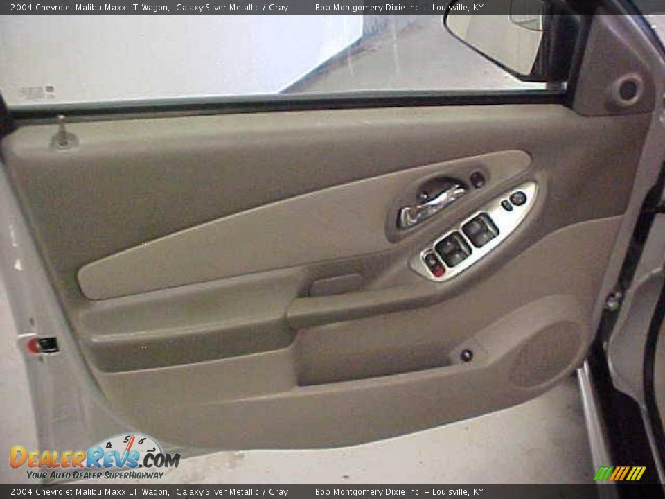 2004 Chevrolet Malibu Maxx LT Wagon Galaxy Silver Metallic / Gray Photo #8