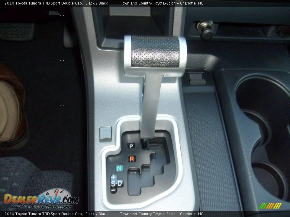 2010 Toyota Tundra TRD Sport Double Cab Shifter Photo #21