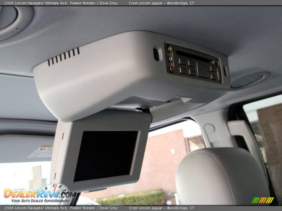2006 Lincoln Navigator Ultimate 4x4 Pewter Metallic / Dove Grey Photo #16