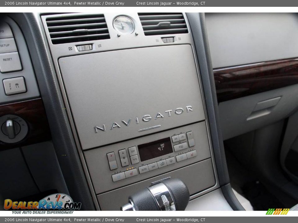 2006 Lincoln Navigator Ultimate 4x4 Pewter Metallic / Dove Grey Photo #18