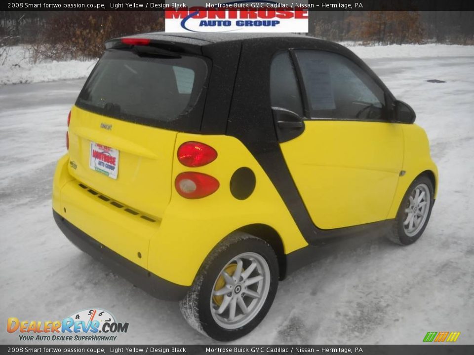 2008 Smart fortwo passion coupe Light Yellow / Design Black Photo #2