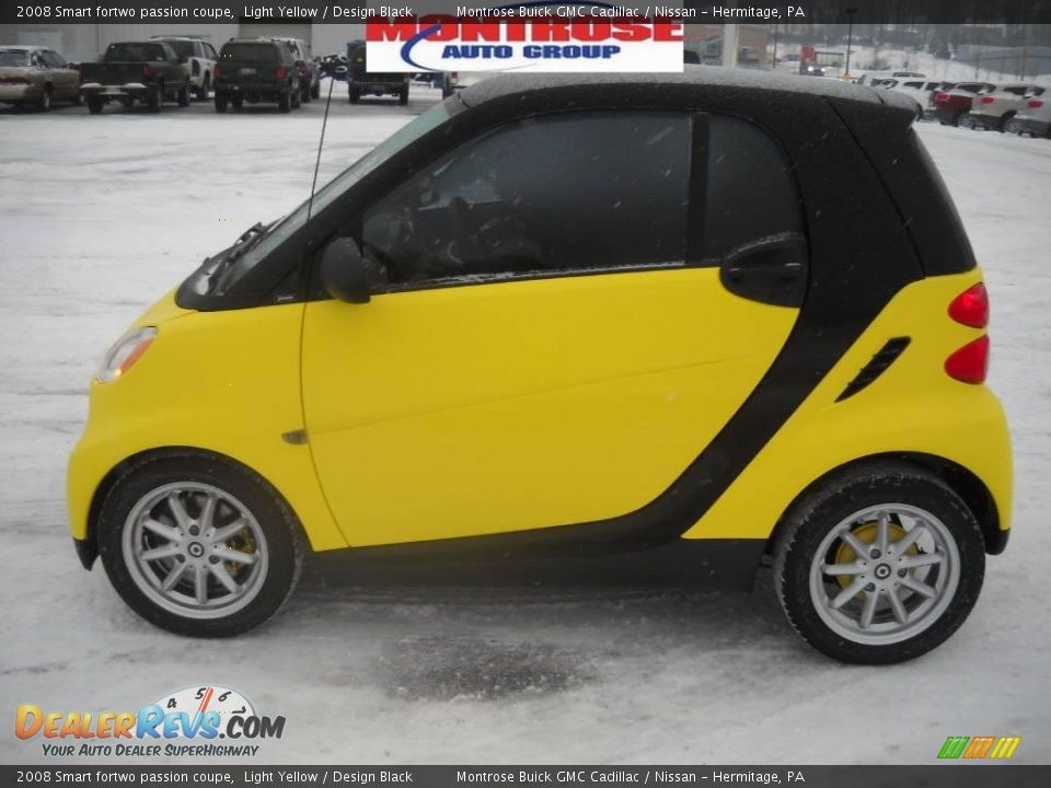 2008 Smart fortwo passion coupe Light Yellow / Design Black Photo #7