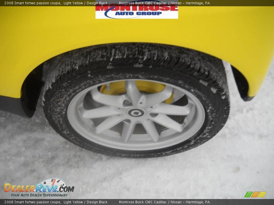 2008 Smart fortwo passion coupe Light Yellow / Design Black Photo #13