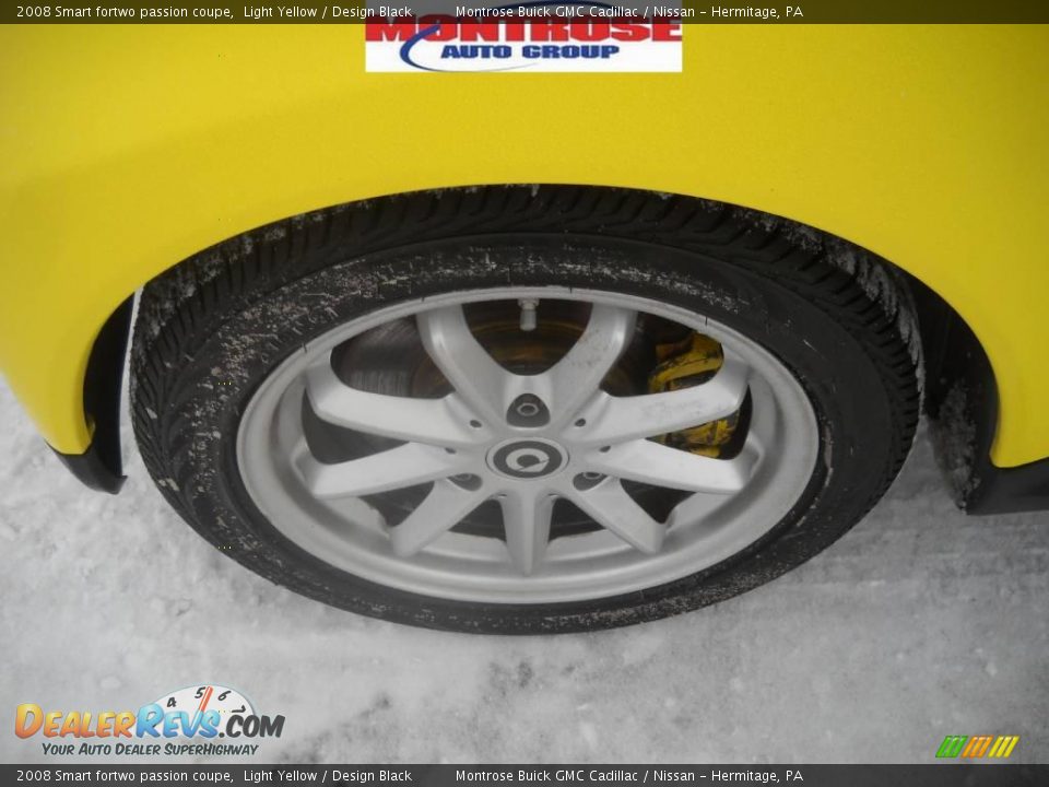 2008 Smart fortwo passion coupe Light Yellow / Design Black Photo #16