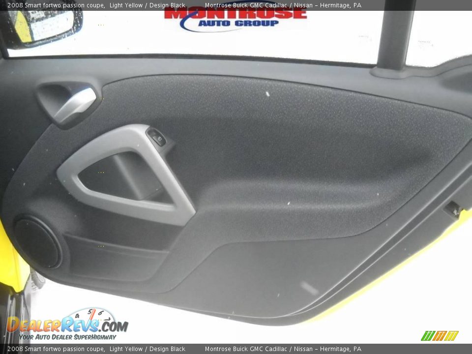 2008 Smart fortwo passion coupe Light Yellow / Design Black Photo #24