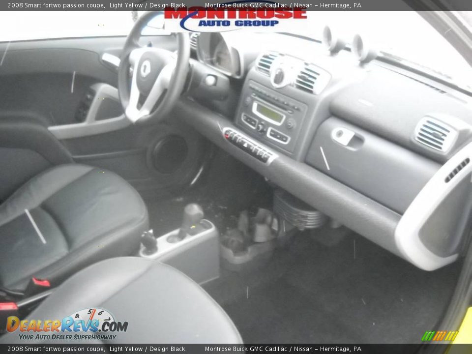2008 Smart fortwo passion coupe Light Yellow / Design Black Photo #25