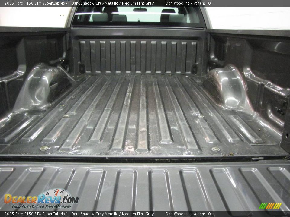 2005 Ford F150 STX SuperCab 4x4 Dark Shadow Grey Metallic / Medium Flint Grey Photo #10