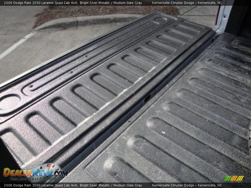 2006 Dodge Ram 1500 Laramie Quad Cab 4x4 Bright Silver Metallic / Medium Slate Gray Photo #14