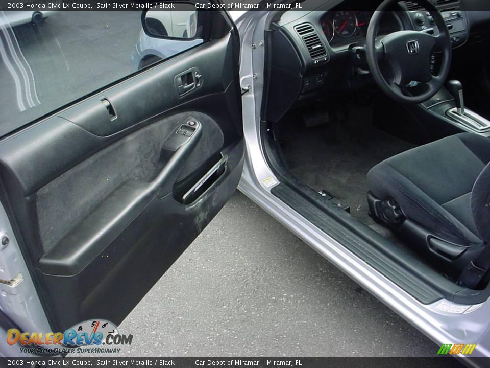 2003 Honda Civic LX Coupe Satin Silver Metallic / Black Photo #9
