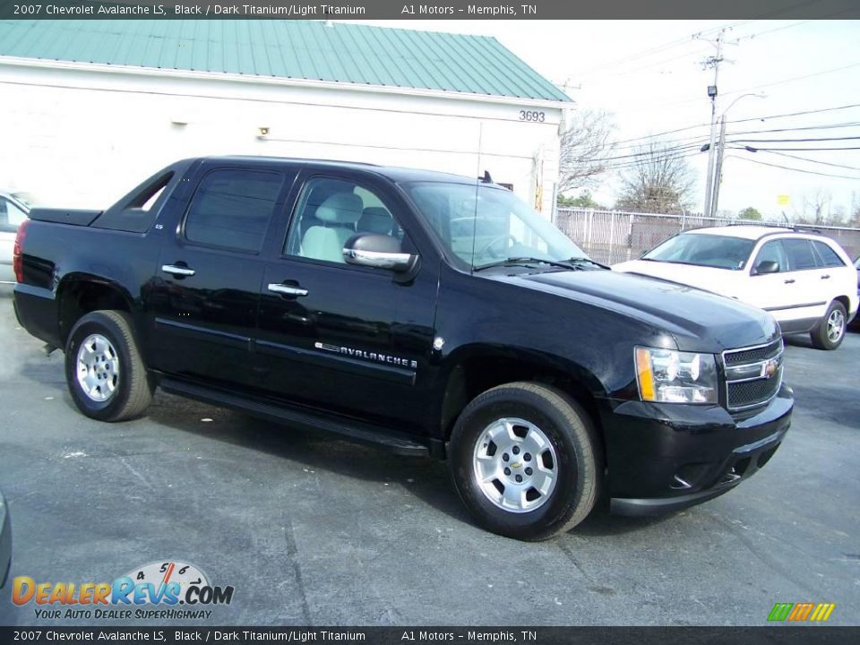 2007 Chevrolet Avalanche LS Black / Dark Titanium/Light Titanium Photo #3