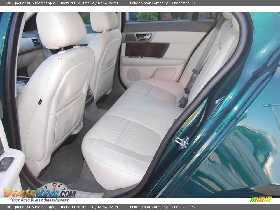 2009 Jaguar XF Supercharged Emerald Fire Metallic / Ivory/Oyster Photo #9
