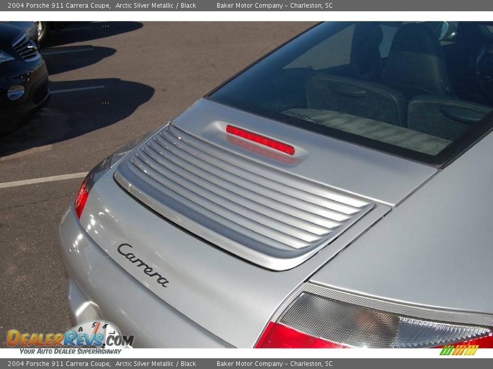 2004 Porsche 911 Carrera Coupe Arctic Silver Metallic / Black Photo #10