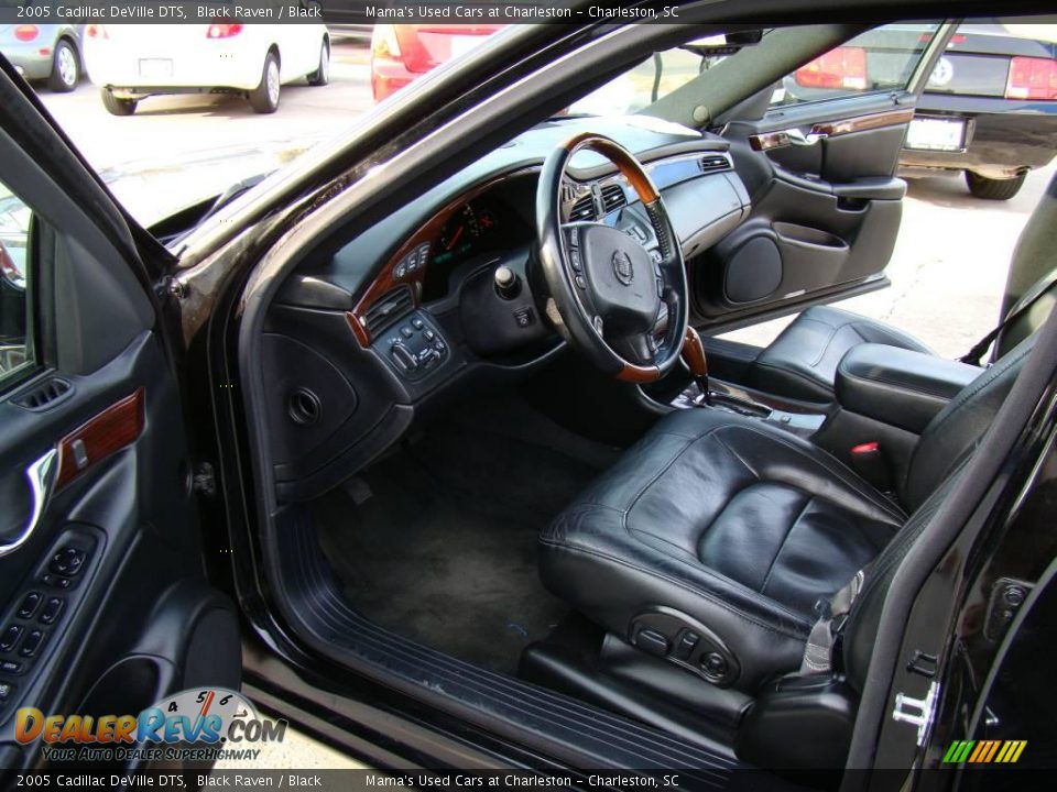 2005 Cadillac DeVille DTS Black Raven / Black Photo #9