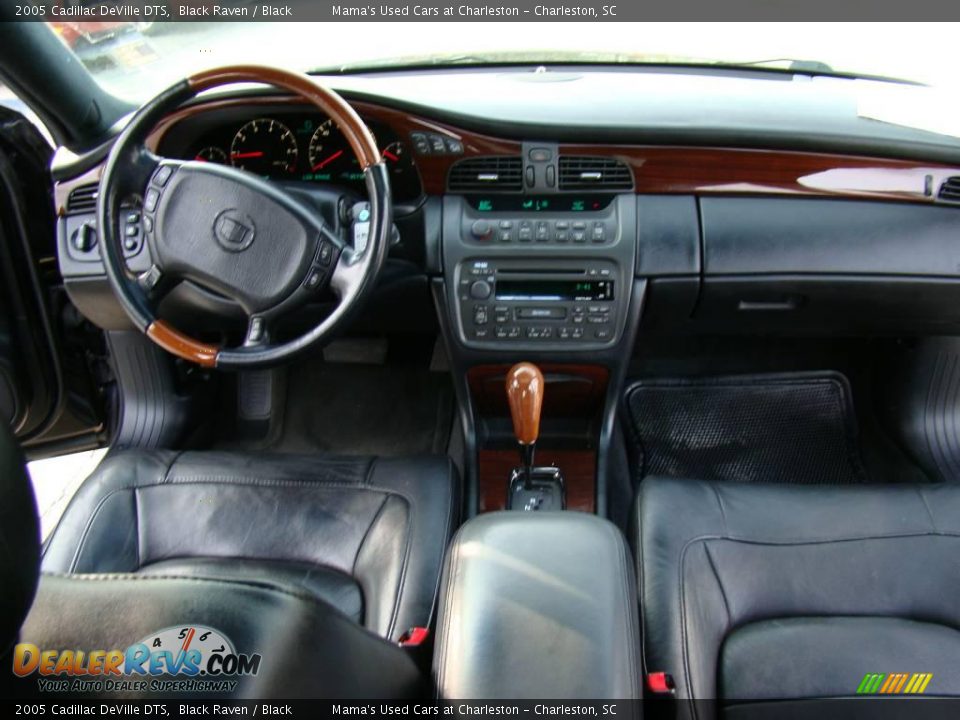 2005 Cadillac DeVille DTS Black Raven / Black Photo #14