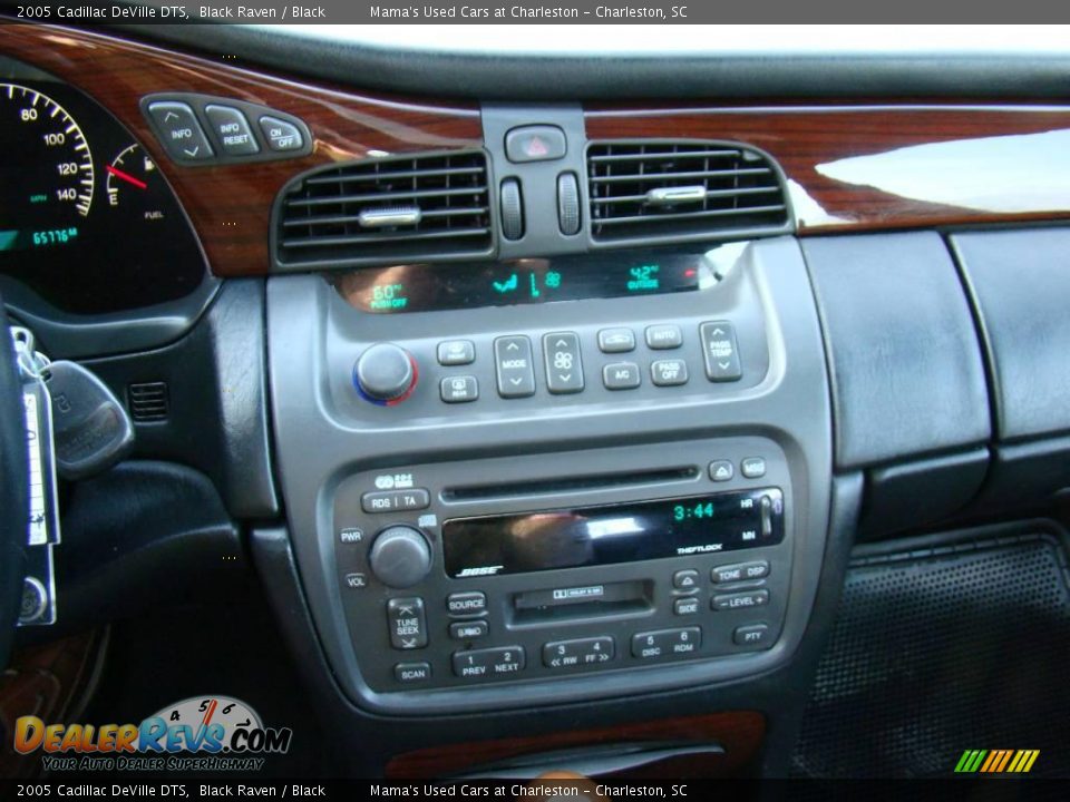2005 Cadillac DeVille DTS Black Raven / Black Photo #24