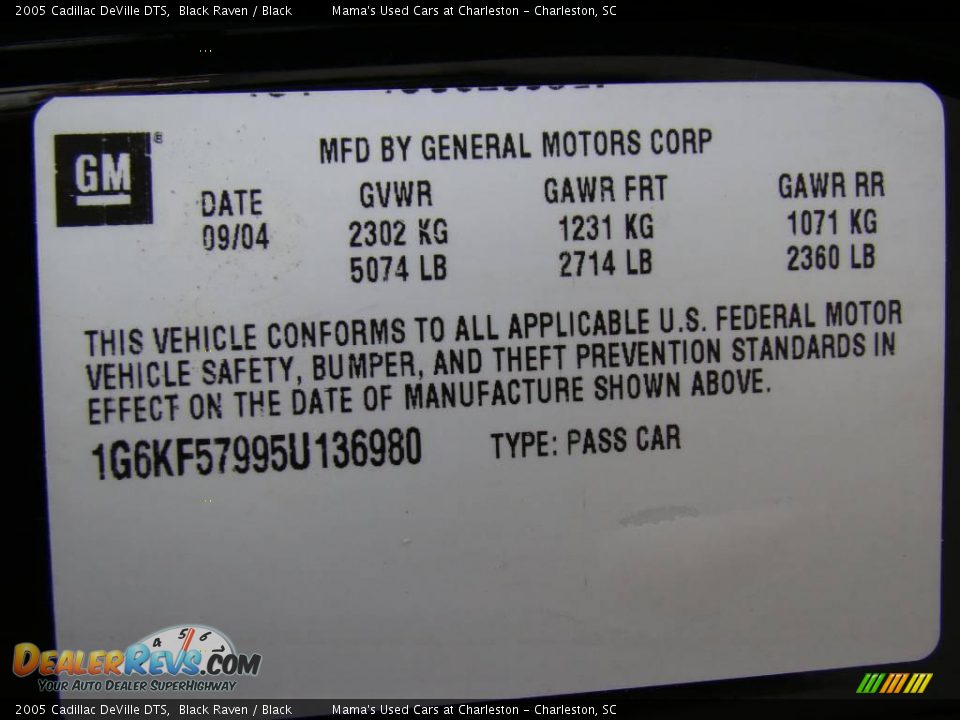 2005 Cadillac DeVille DTS Black Raven / Black Photo #27