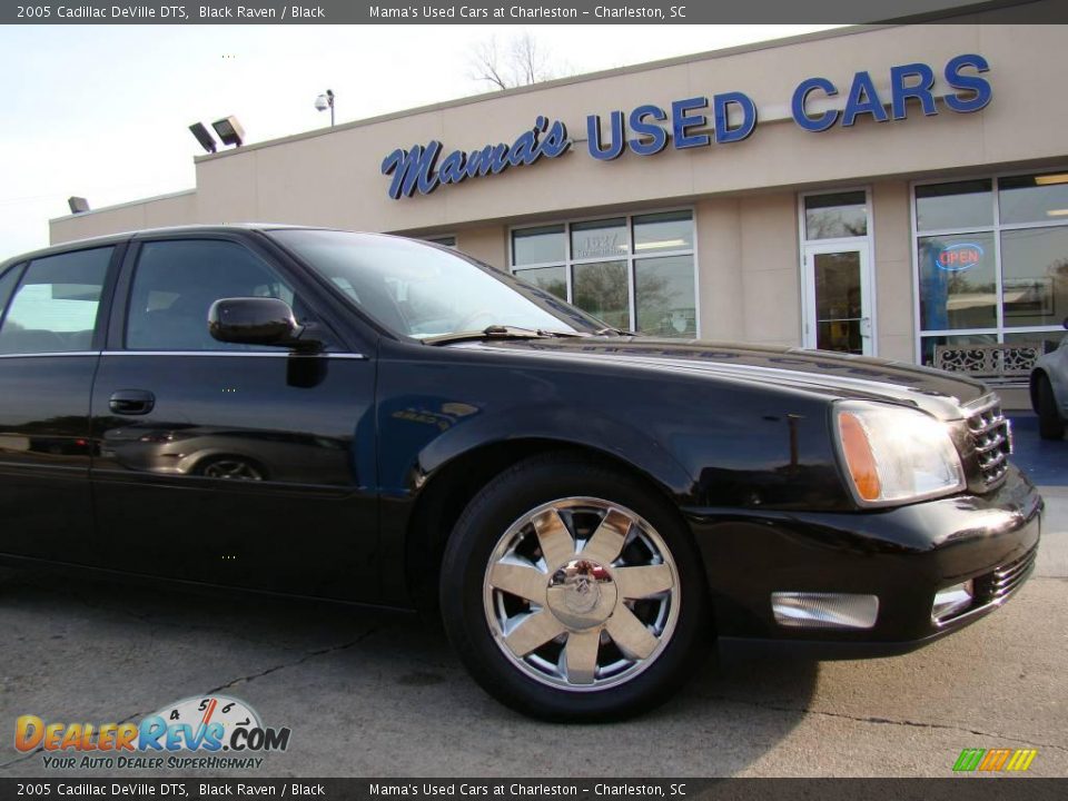 2005 Cadillac DeVille DTS Black Raven / Black Photo #30